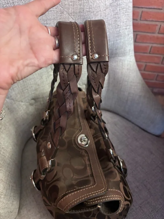 Coach Chelsea Optic Signature Satchel with Braided Handles❤️🤩‼️ - Picture 3 of 11